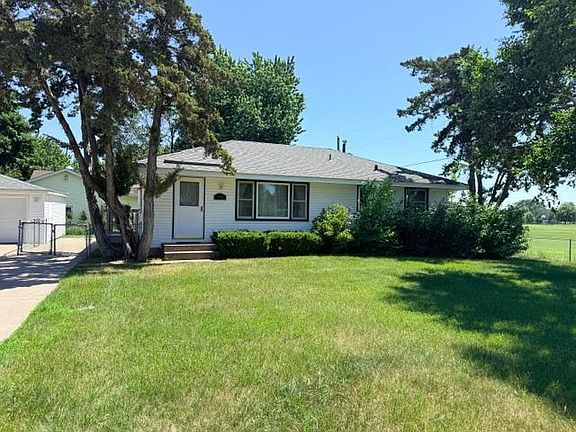3rd image of 12061 Crooked Lake Blvd NW