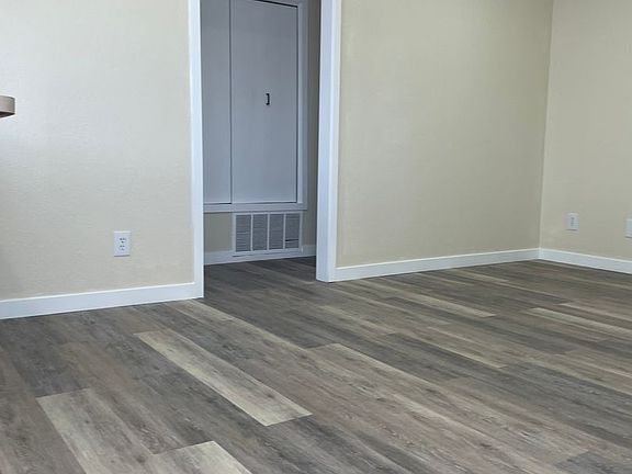 5th image of 19 College Dr APT 5
