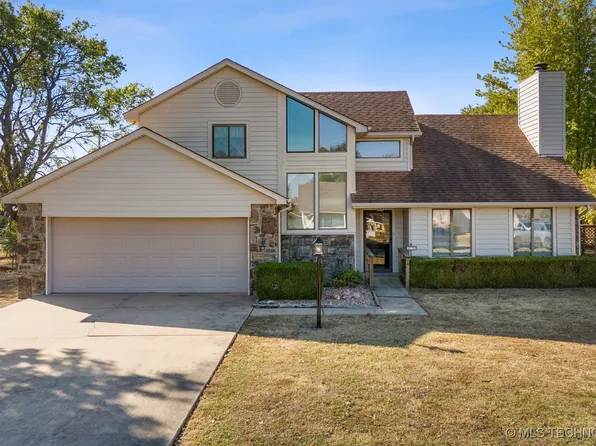 9172 E Oak Ln, Claremore, OK 74019