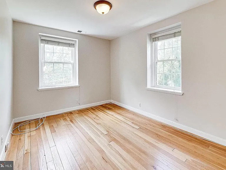3044 S Buchanan St #C2 — Photo 15