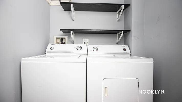 Rented by Nooklyn NYC LLC | media 22