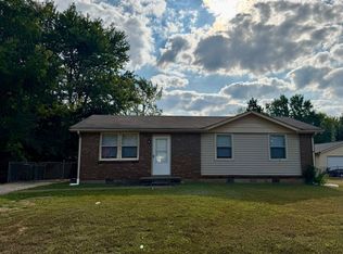 1505 Nichols Dr, Clarksville, TN 37042