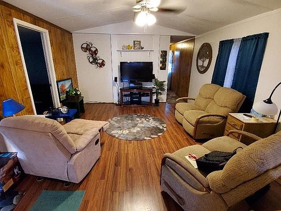 2nd image of 1406 Sunwest Blvd