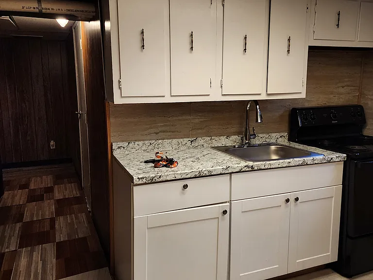 37 Bonnie Briar Rd #B — Photo 2