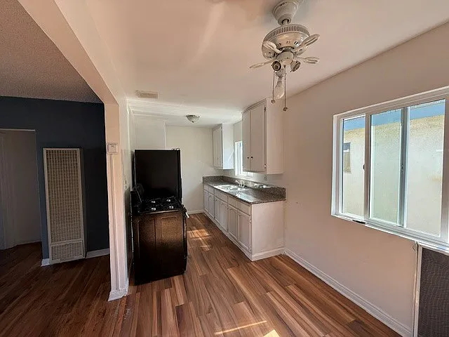 1382 Exposition Blvd #4 — Photo 8