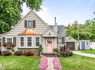 3087 Maplewood Dr, Fort Gratiot, MI 48059