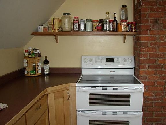 4th image of 1155 Lincoln Ave #3