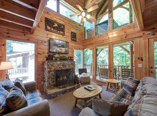 361 Caney Creek Rd, Pigeon Forge, TN 37863