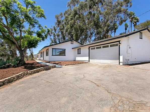 1801 Tierra Libertia Rd, Escondido, CA 92026