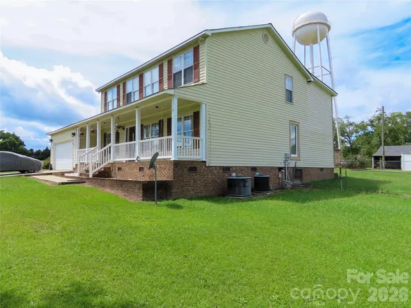 204 Rowland Ave, Heath Springs, SC 29058