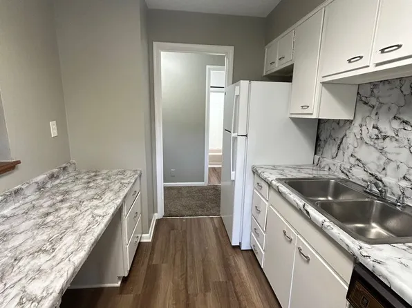 Hikes Point Apartments, 3012 Pamela Way #3117-7, Louisville, KY 40220