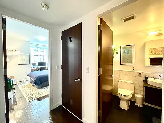 Rented by Pear NYC LLC | media 12