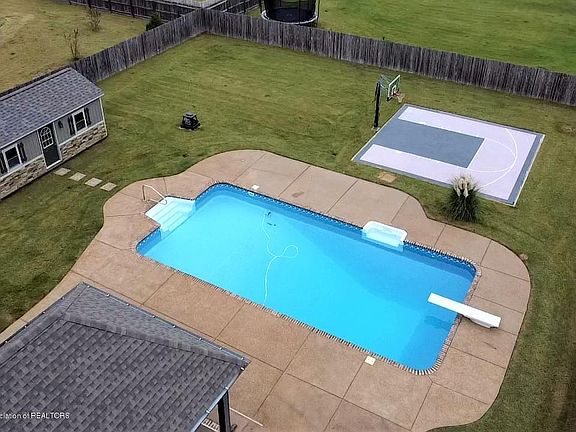 3rd image of 1134 Aquila Cir N