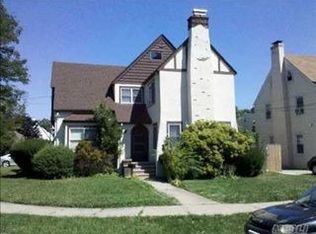 47 Mead St, Hempstead, NY 11550