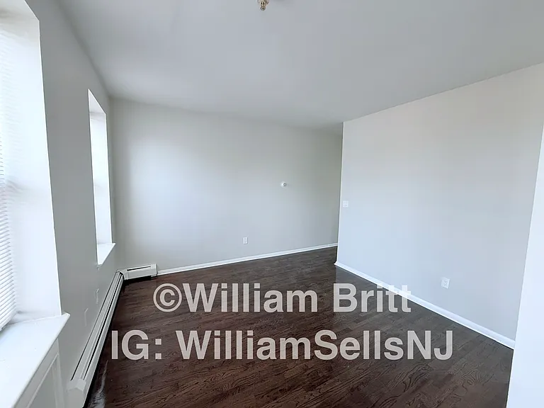 67 Brinkerhoff St #4D — Photo 8