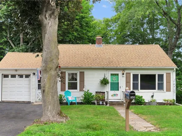 654 Pomeroy Avenue, Meriden, CT 06450