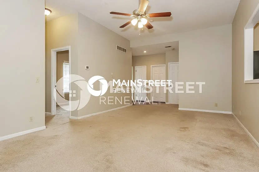 1307 Rose St — Photo 4