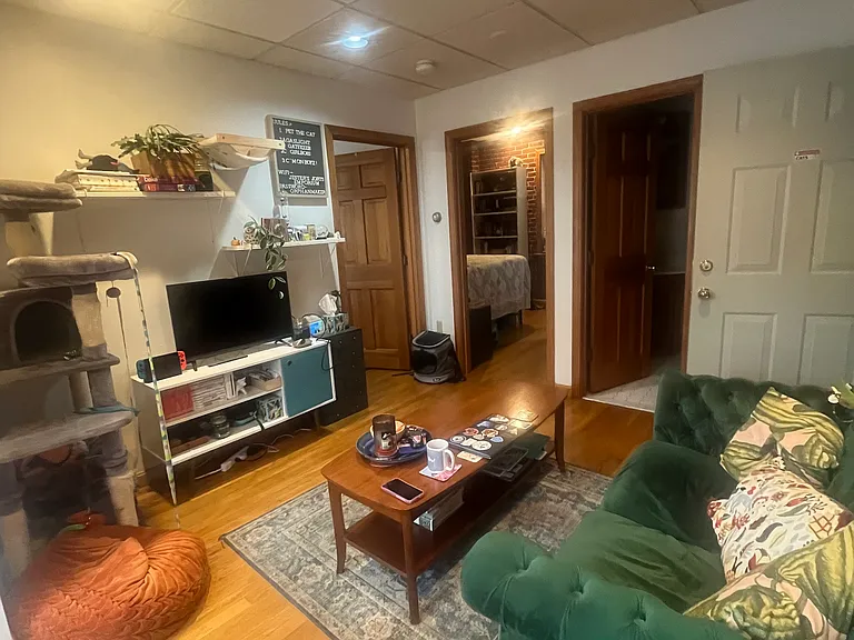 5 Margaret St #4 — Photo 9