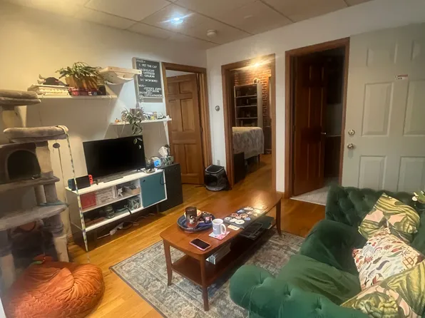 5 Margaret St APT 4, Boston, MA 02113