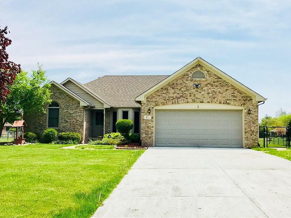 1st image of 371 N Summerfield Dr