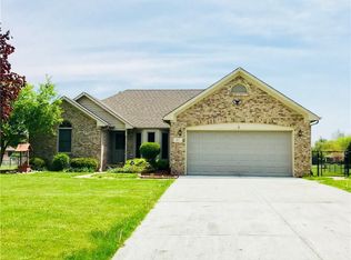 371 N Summerfield Dr, Greenfield, IN