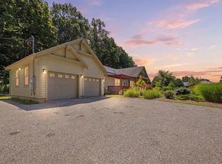 250 N Main St, Sunderland, MA 01375