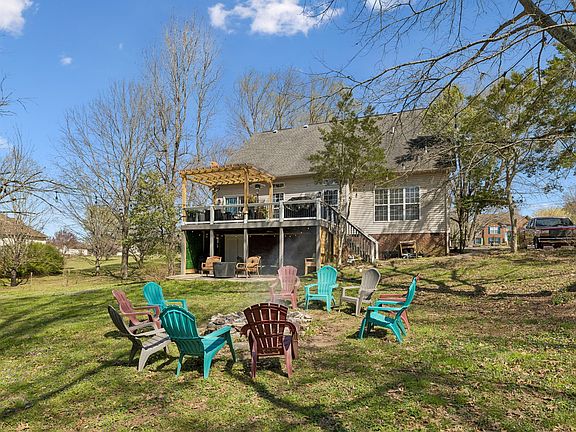 2nd image of 846 Rands Way