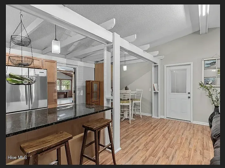 4813 Waltmoor Rd — Photo 2