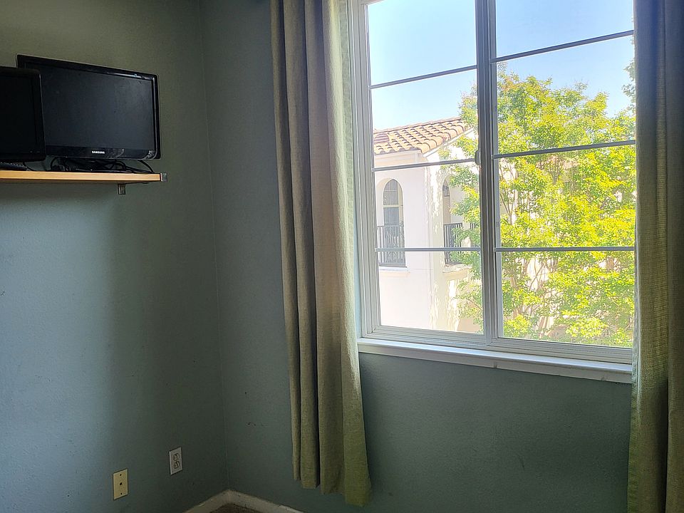 2nd image of 92 Ryland Park Dr #92