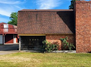 1003 Country Club Rd, Cleburne, TX 76033