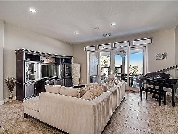 5th image of 3132 E Sierra Madre Ave