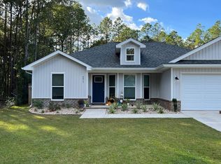 6817 Larriet Ln, Milton, FL 32570