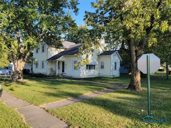200 E Vine St, Sherwood, OH 43556