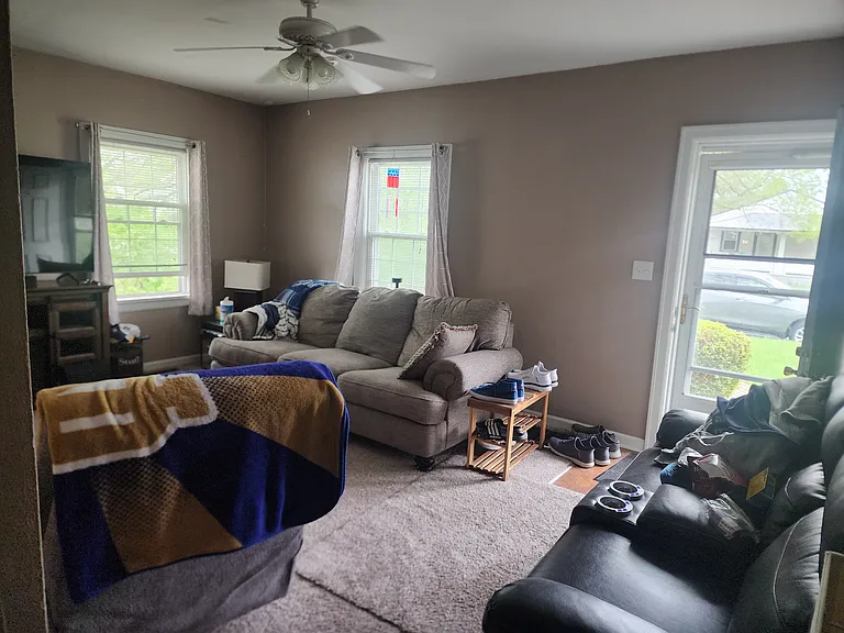 2308 N Janney Ave — Photo 3