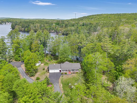 3rd image of 5 Lakeside Terrace