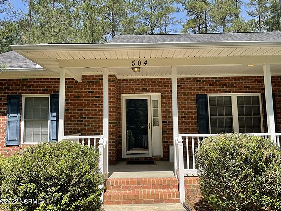 3rd image of 504 Shelton Drive
