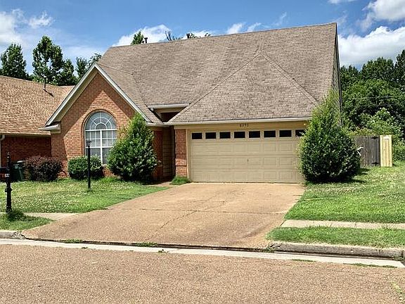 3rd image of 8392 Creek Front Dr