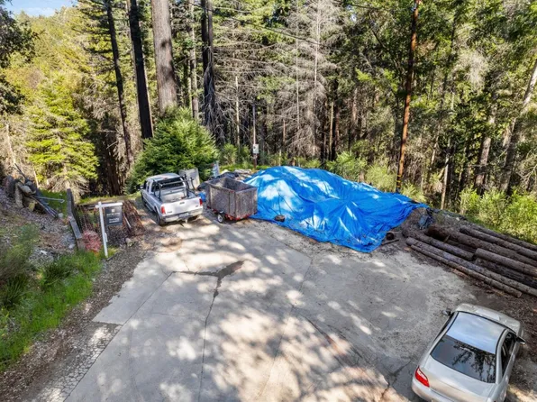 340 Everest Dr, Boulder Creek, CA 95006