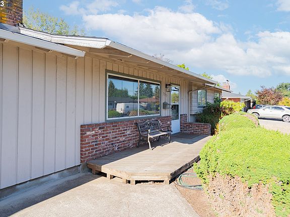 4th image of 7571 Carolina Ln
