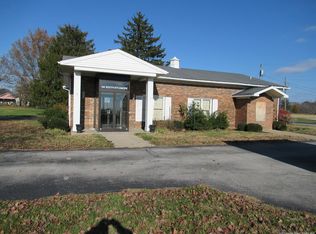 194 S Sycamore St, Campbellsburg, IN 47108