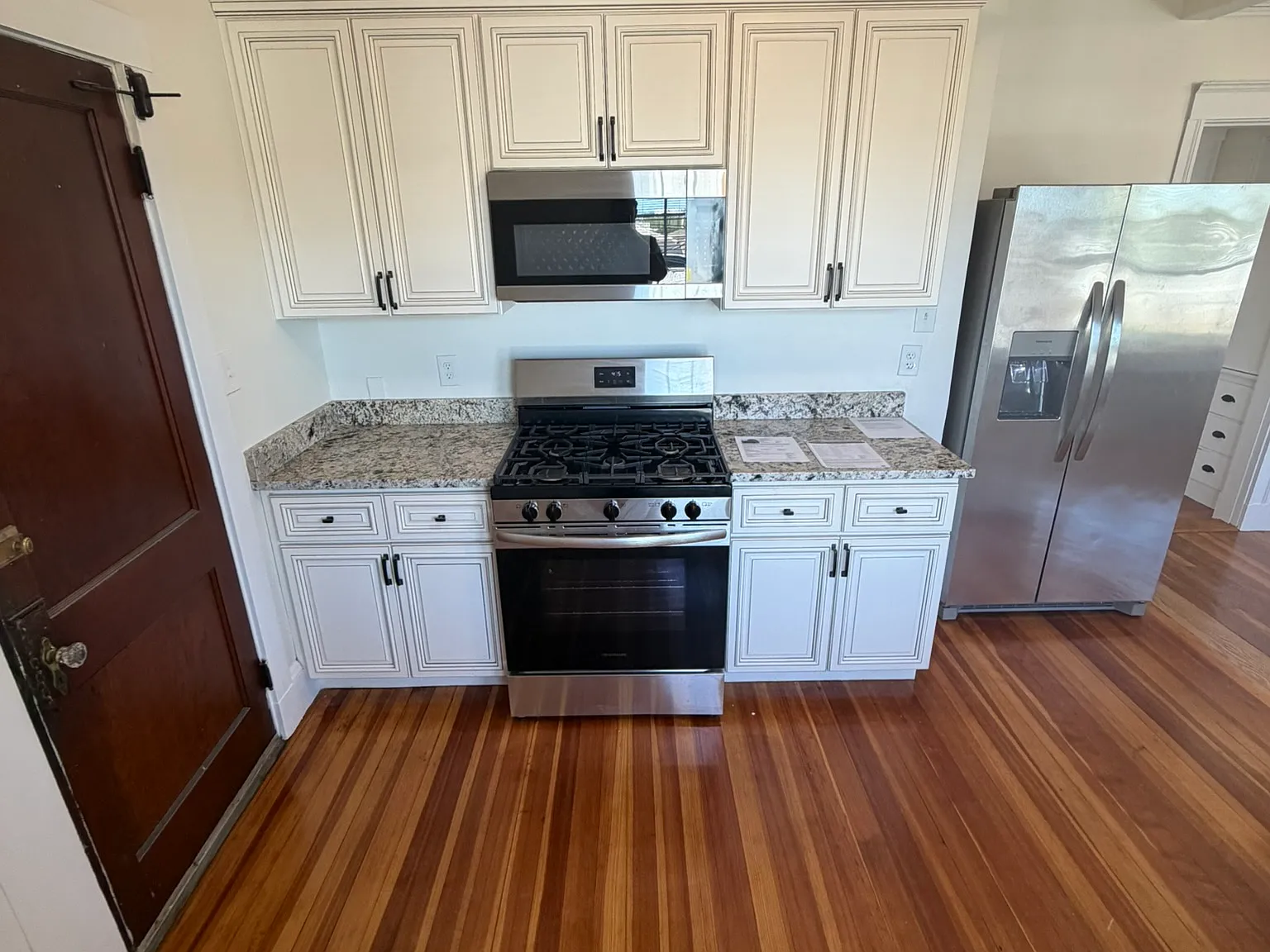 32 Boutwell St — Photo 2