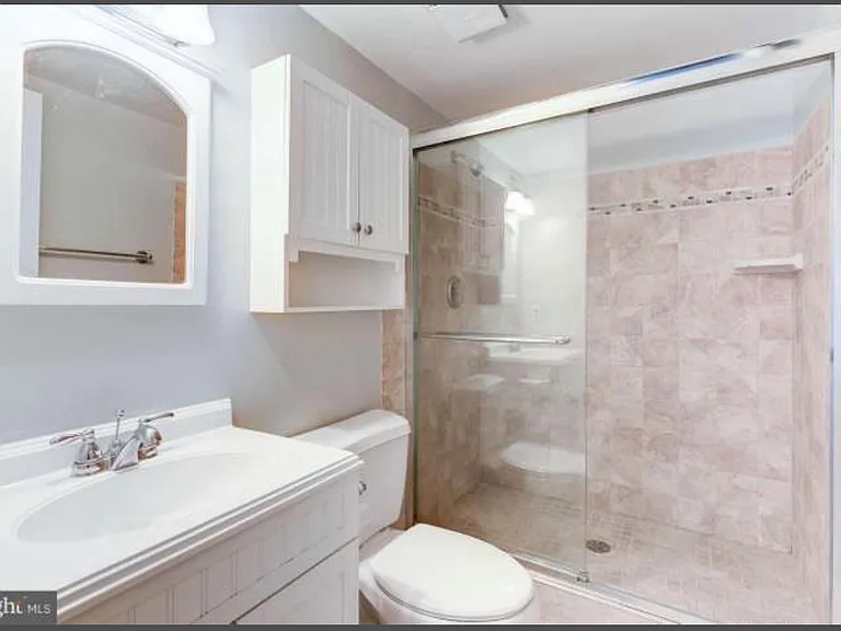 937 S Rolfe St #A — Photo 4