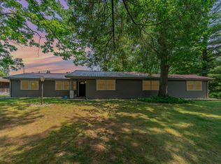 10010 Midland Rd, Freeland, MI 48623