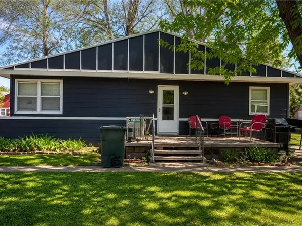 200 S 3rd St, Arma, KS 66712