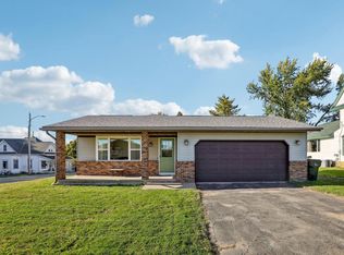 201 E Main St, Barneveld, WI 53507