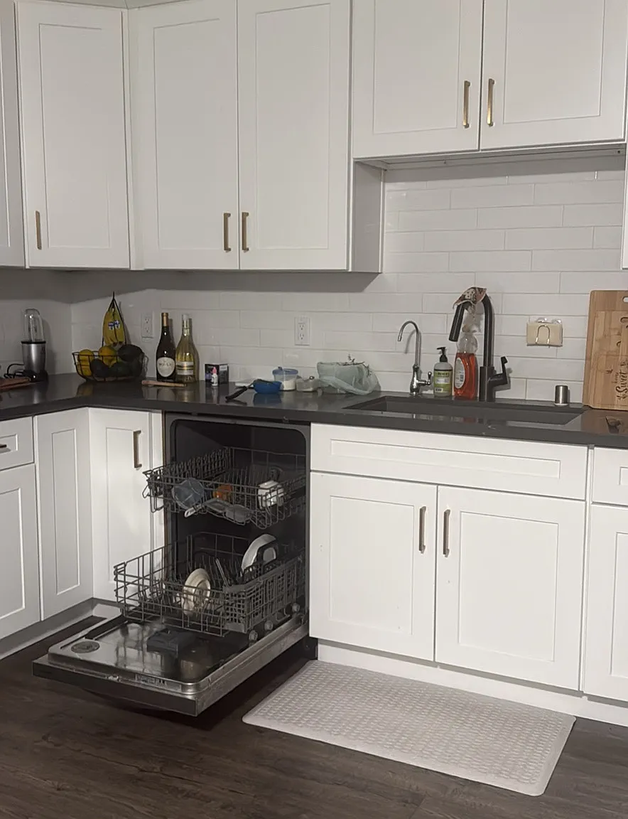 4 bed, 1397 sqft, $1,250 — Photo 1