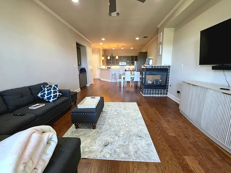 2800 Sandage Ave #206 — Photo 6