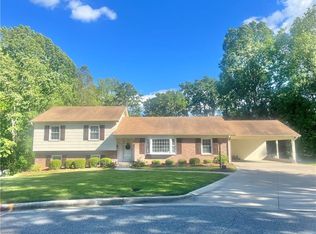 502 Shadowbrook Ct, Burlington, NC 27215