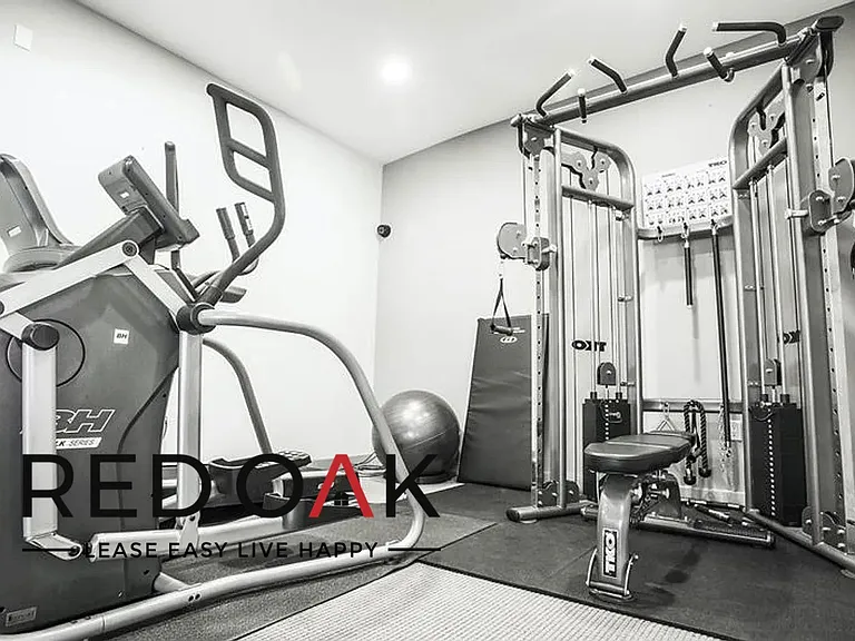The Allure Apartments — Photo 10