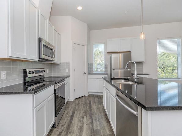 680 Naumann Dr #424LL